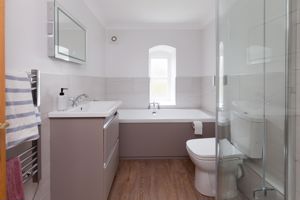 Bathroom - click for photo gallery